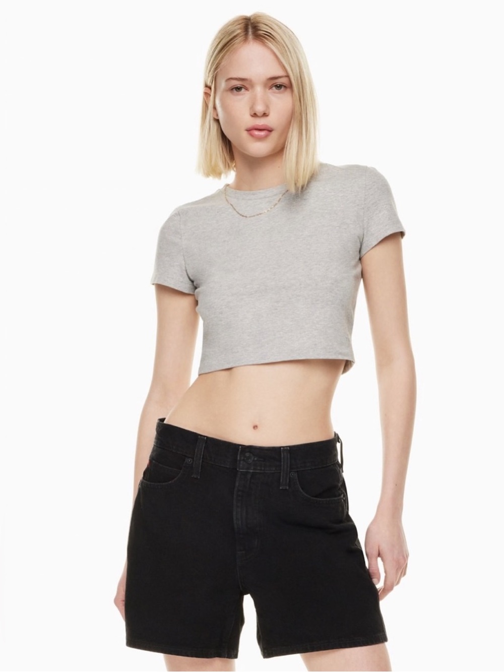 Aritzia Sunday’s Best Mood Jean Short in Black Size 27
